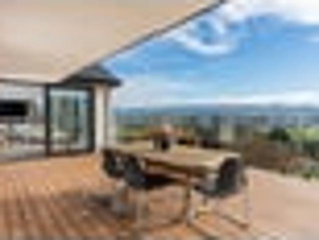 House for sale in Otakou