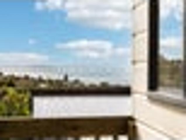 House for sale in Whangaparaoa