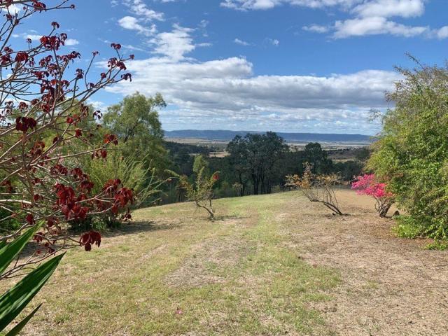 Cottage for sale in Ottaba, Queensland