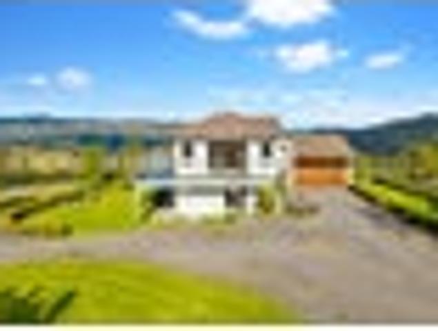 House for sale in Oratia, Oroua County
