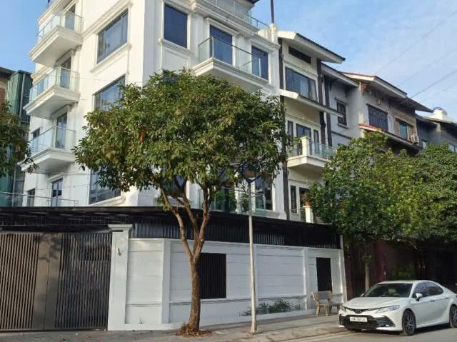 Biệt Thự bán tại Hoàn Kiếm, Hà Nội