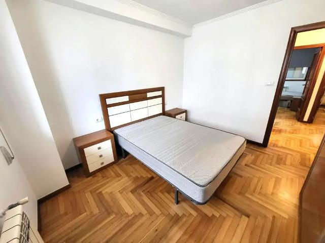 Apartamento en alquiler en Tralagándara, Vigo