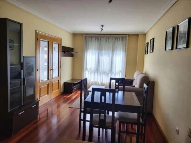 Apartamento en alquiler en O Calvario, Vigo