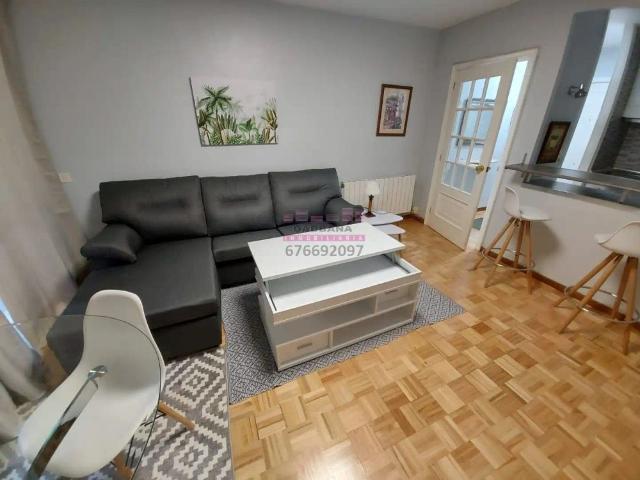 Apartamento en alquiler en O Montecelo, Vigo