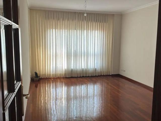 Apartamento en alquiler en Lavadores, Vigo