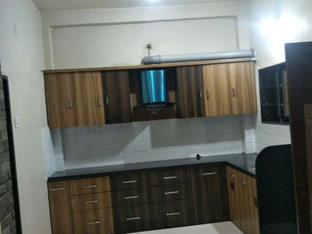 Flat for rent in Madya