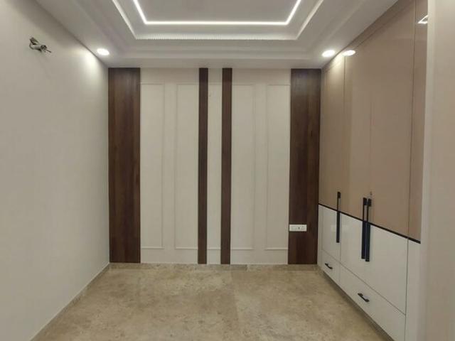 Property for rent in Deri