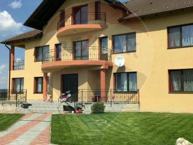 Casă închirieri în Sanpetru, Brașov