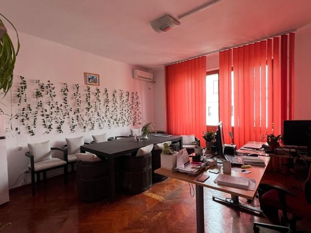 Casă închirieri