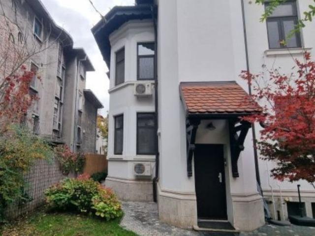 Casă închirieri