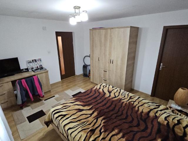 Casă vânzări