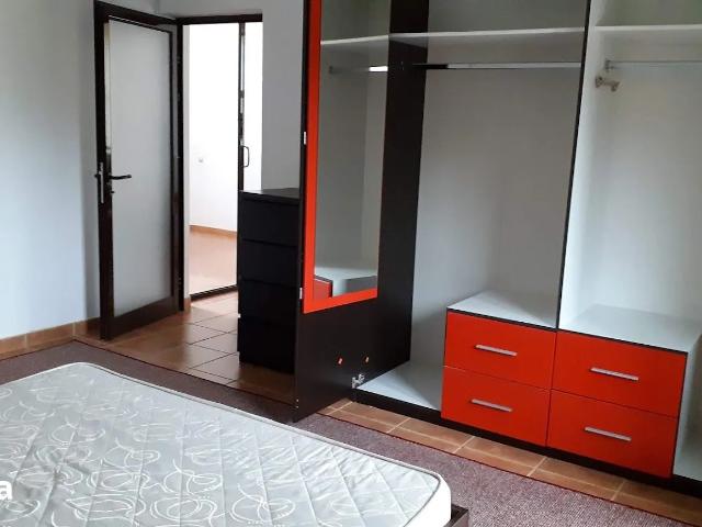 Casă închirieri în Pipera, Voluntari