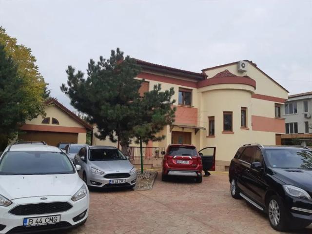 Casă închirieri în Colțea, București