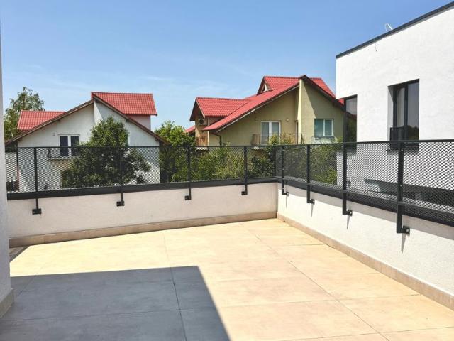 Casă vânzări în Ostratu