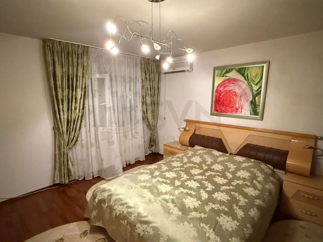 Casă vânzări