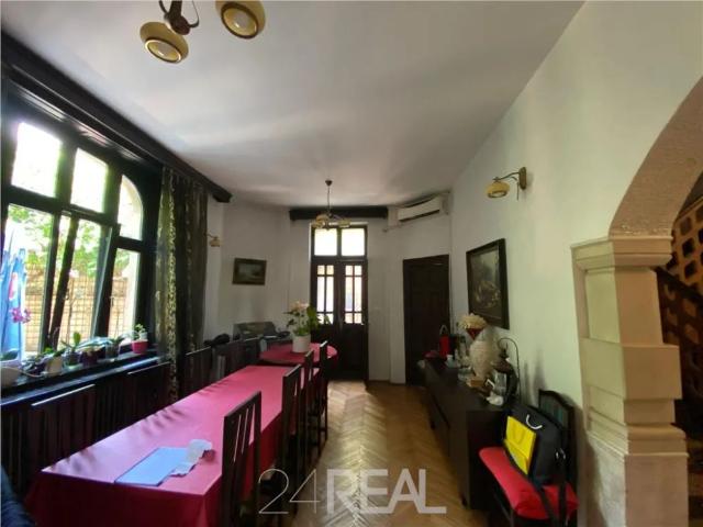 Casă închirieri în Colțea, București