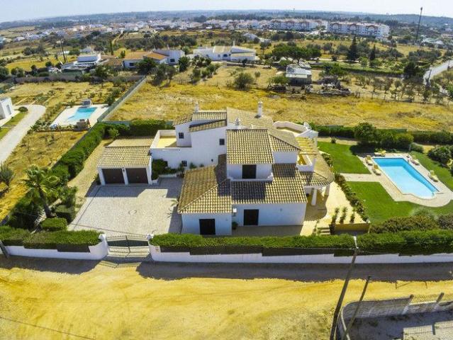 Apartamento alugar em Odiáxere, Lagos