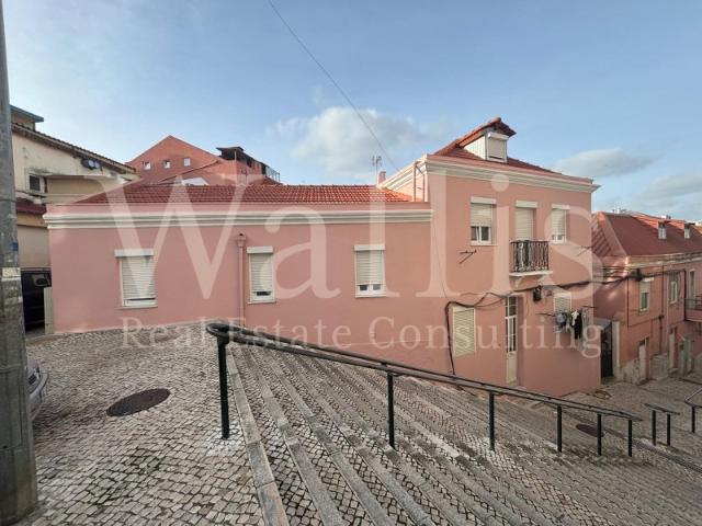 Prédio venda em Santiago Dos Velhos, Lisboa