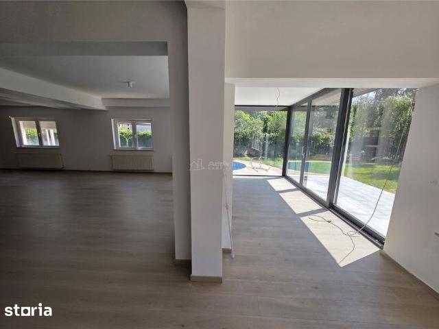 Casă închirieri în Pipera, Voluntari