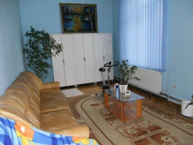 Casă închirieri în București