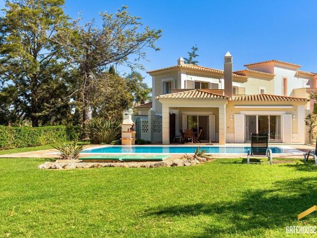 Vivenda venda em Estômbar, Faro