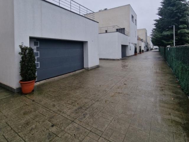 Casă închirieri în București