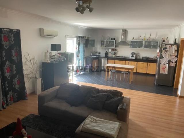 Casa venda em Castelo Branco, Vila De Rei