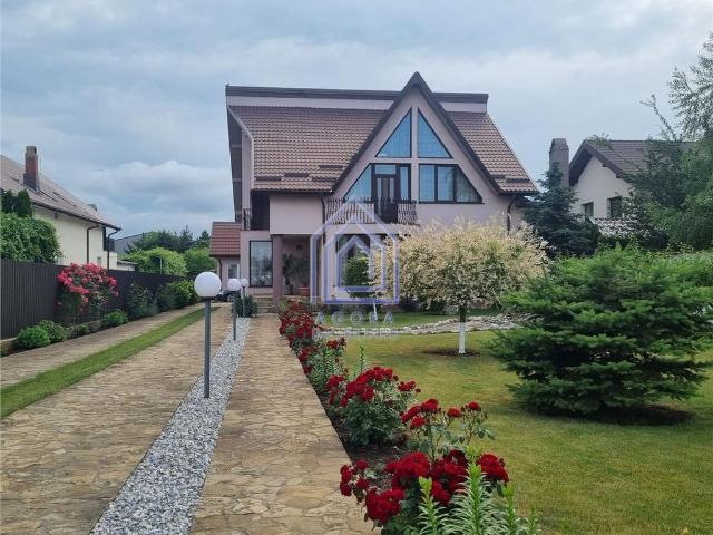 Casă vânzări