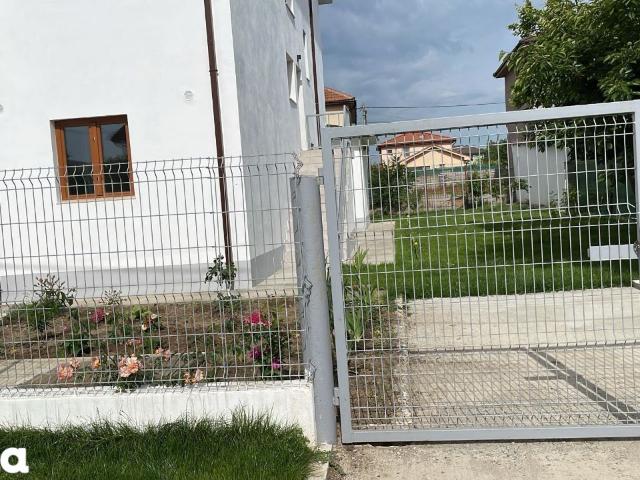 Casă vânzări