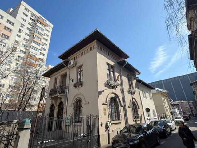 Casă vânzări