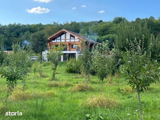 Casă închirieri în Lisnău, Ozun