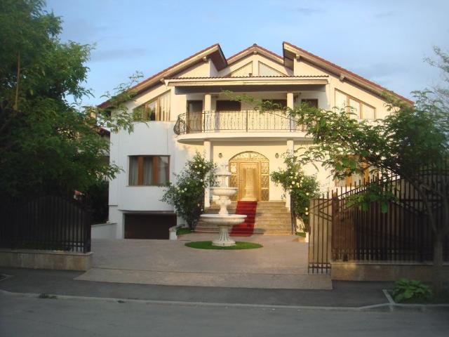 Casă închirieri în București