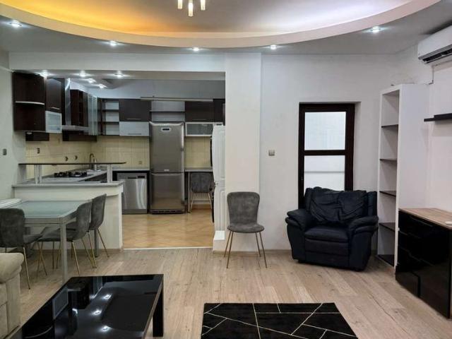 Casă închirieri în București