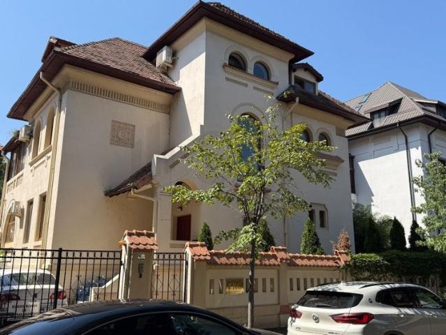 Casă închirieri în București