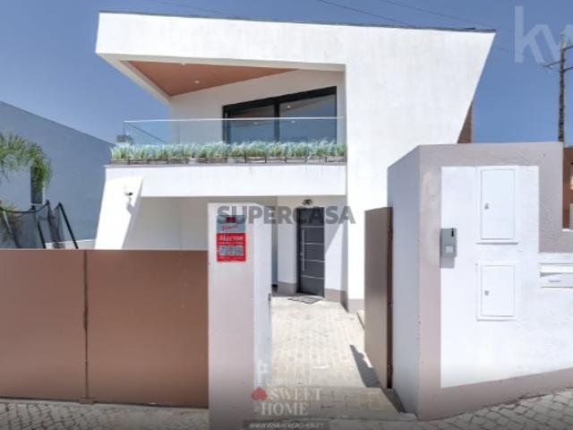 Casa venda em Alpriate, Vialonga