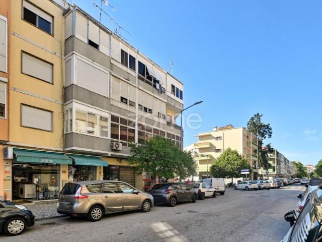 Garagem venda em Vila Franca De Xira, Lisboa