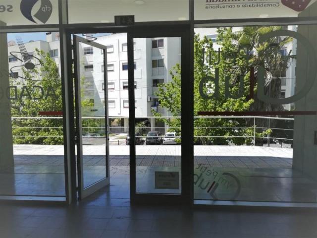 Escritório alugar em Póvoa De Santa Iria, Lisboa