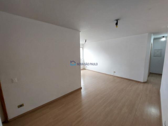 Apartamento aluguel em Região Imediata de Guaratinguetá, Região Metropolitana do Vale do Paraíba e Litoral Norte