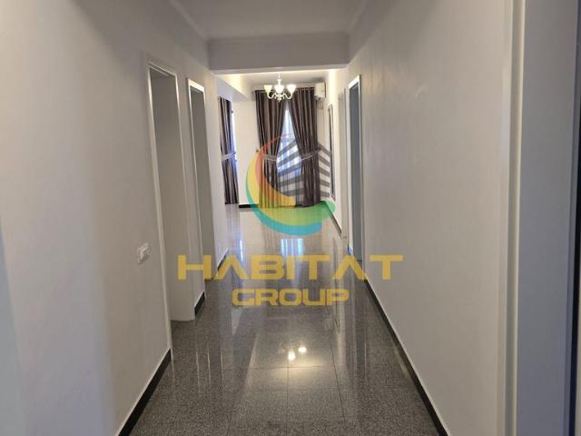 Casă vânzări