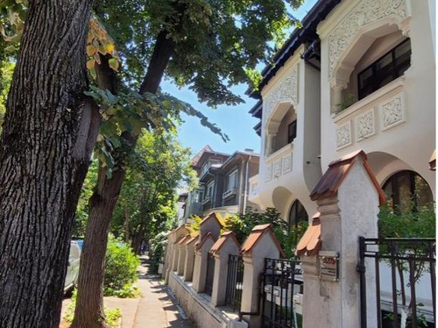 Casă închirieri