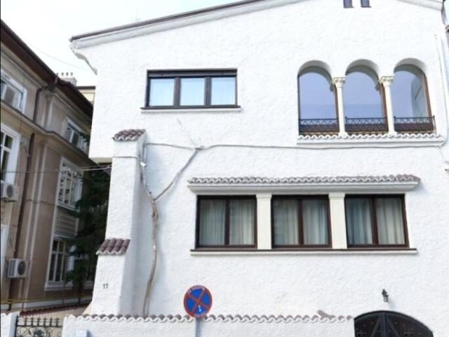 Casă închirieri în București