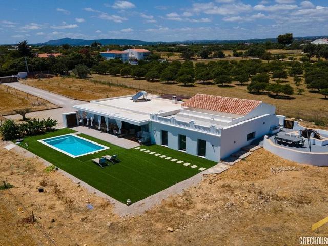 Vivenda venda em Luz de Tavira, Tavira