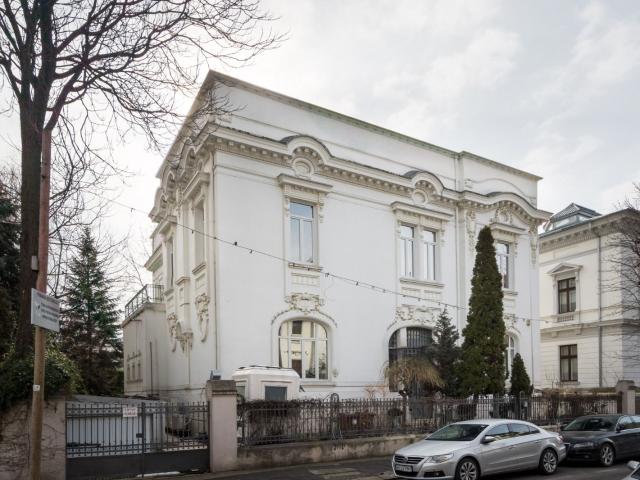 Casă închirieri în București