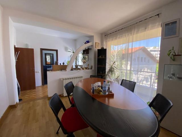 Casă închirieri în București