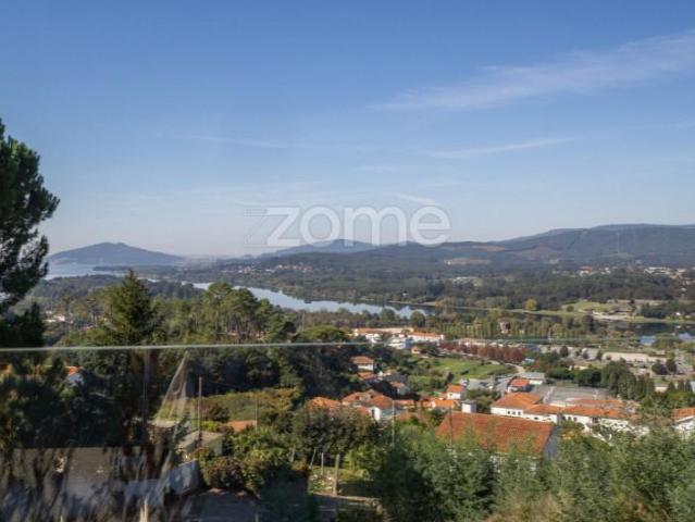 Terreno venda em Vila Nova De Cerveira, Viana Do Castelo