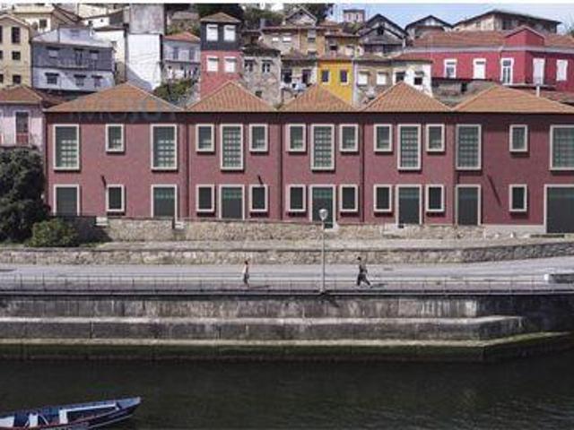 Escritório venda em Lugar do Castelo, Vila Nova De Gaia