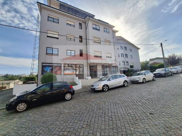 Garagem venda em Laborim, Vila Nova De Gaia