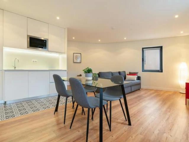Apartamento alugar em Santa Marinha, Vila Nova de Gaia