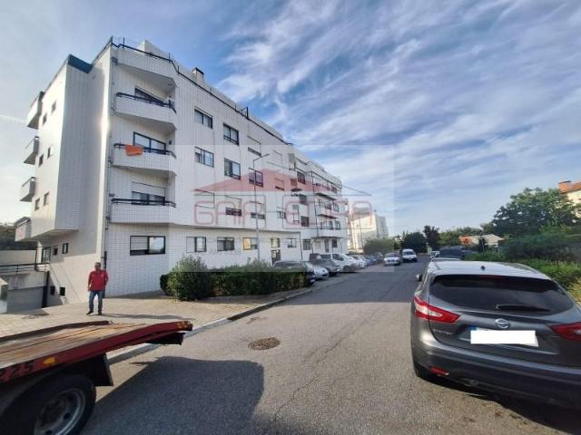 Garagem venda em Laborim, Vila Nova De Gaia