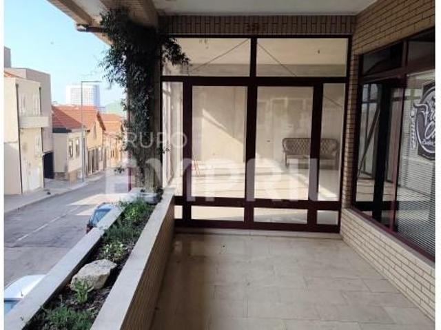 Loja venda em Laborim, Vila Nova De Gaia